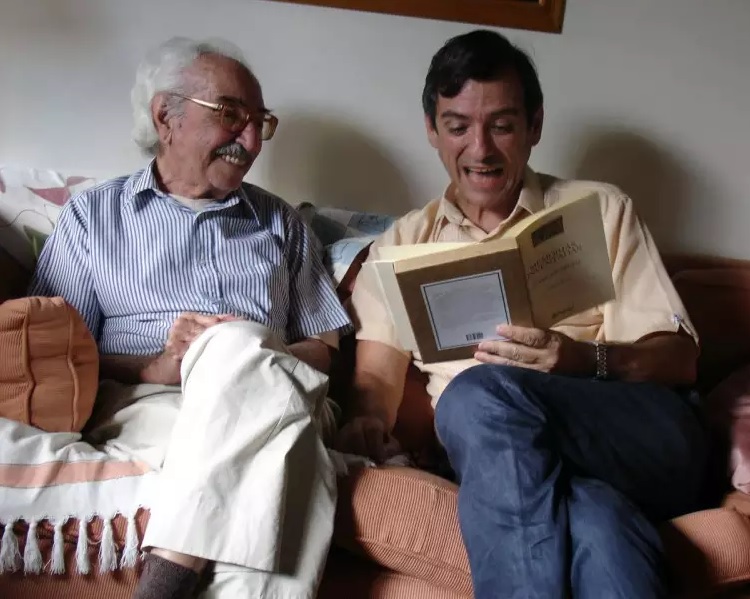 Nove anos após a morte de Manoel de Barros, jornalista revela confidências do poeta