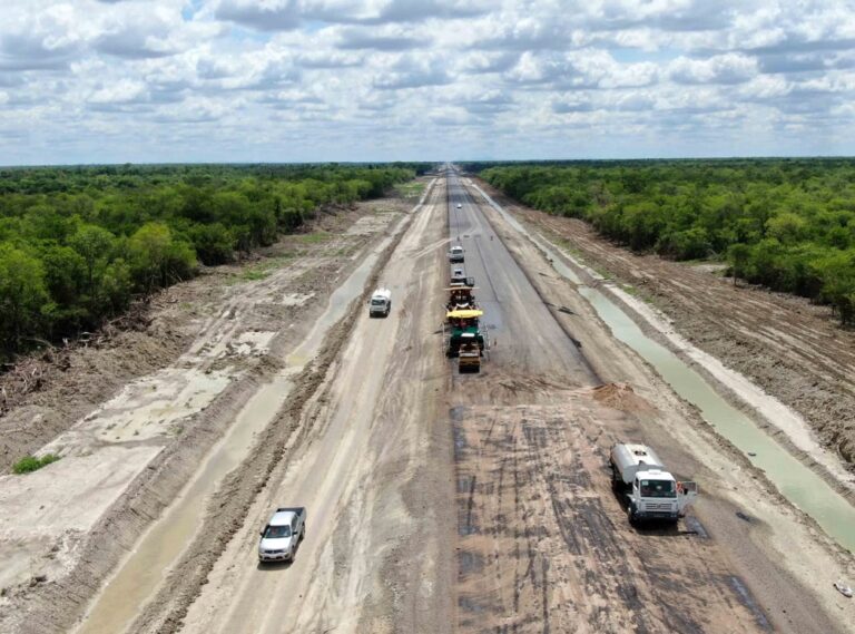 Paraguai inicia pavimentação do terceiro trecho da Rota Bioceânica