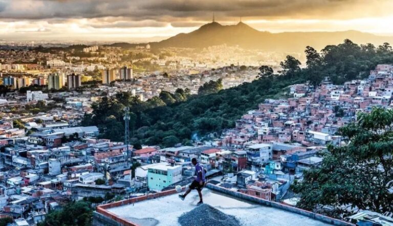 Livro aborda exclusão da periferia na centralização das políticas públicas