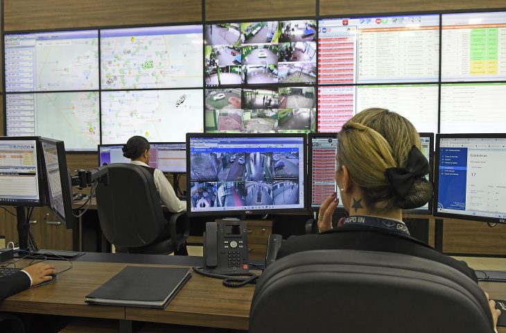 Monitoramento em tempo real garante segurança em escolas
