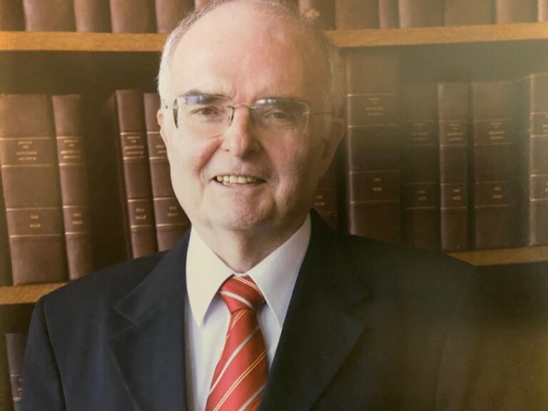 Chá Acadêmico terá palestra com o imortal da ABL Arno Wehling