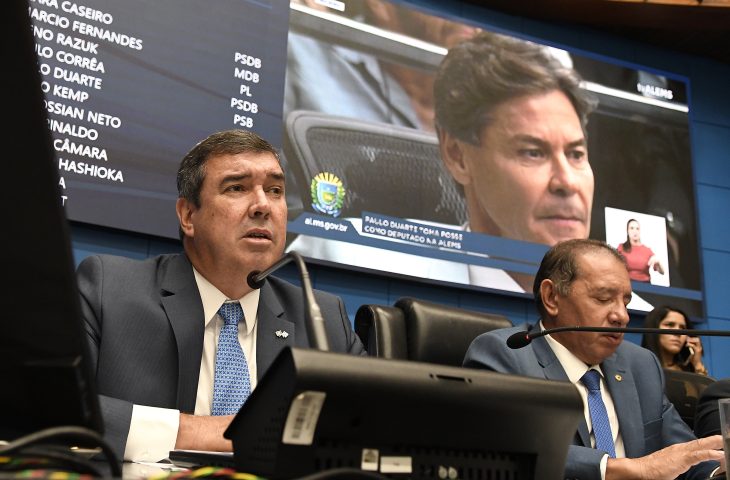 Riedel vai à posse de deputado e reforça apoio a projetos do governo