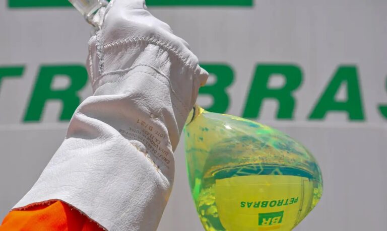 Mistura de 14% de biodiesel no diesel já está valendo