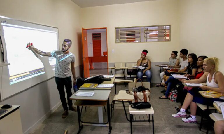 Aprovado o texto-base do novo Ensino Médio
