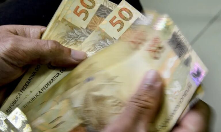 Renda média dos brasileiros tem a maior alta desde o Plano Real