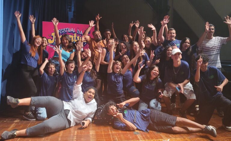 Oficinas de arte, teatro, shows e literatura marcam o 1º Festival da Juventude