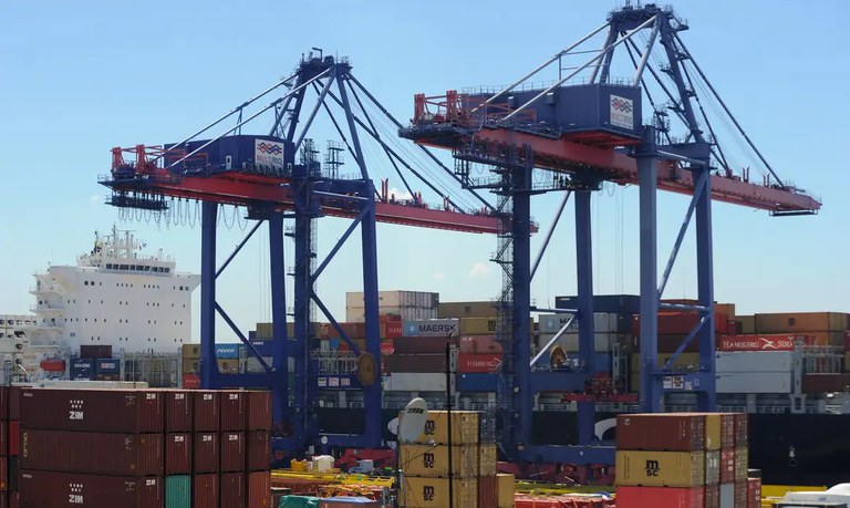 Balança comercial registrou superávit de US$ 2,87 bi na primeira semana de abril