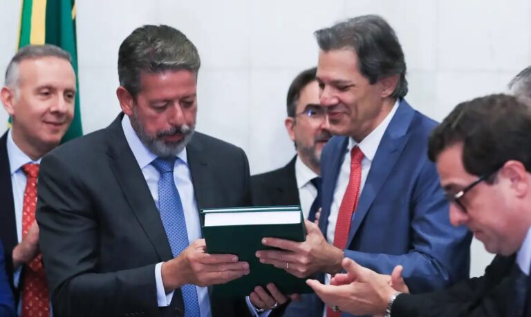 Regulamentação da reforma tributária já tem grupos de trabalho