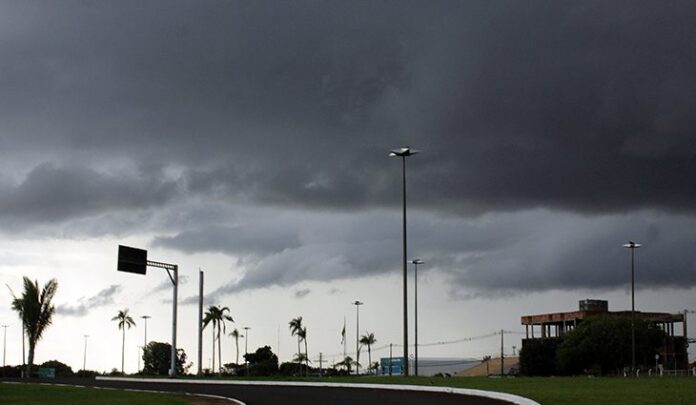 Tempo-Clima-Fto-Chico-Ribeiro-730x425-1