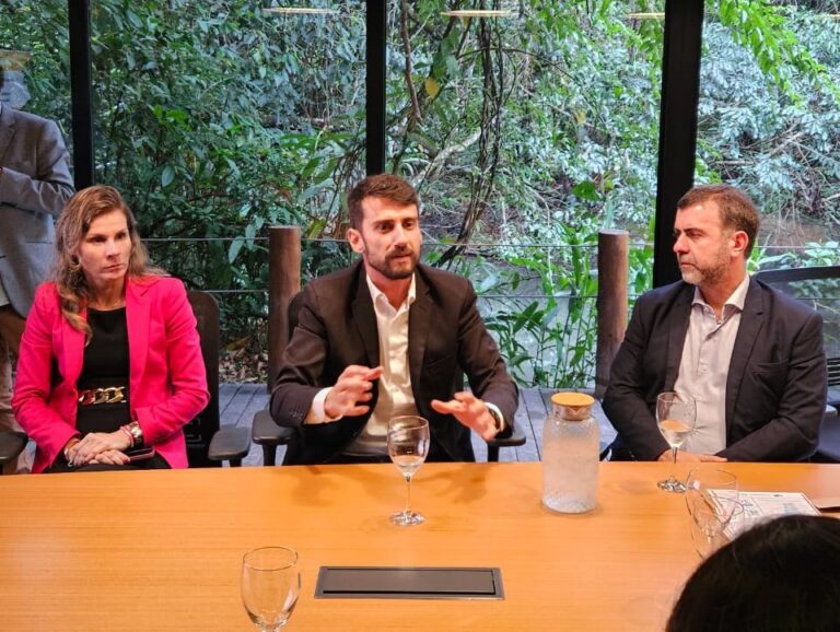 Reunião com Embratur gera otimismo na Rota Bonito Serra da Bodoquena