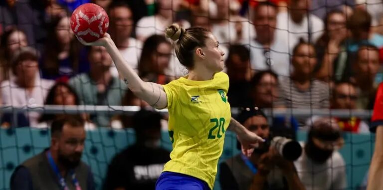 Brasil vence a Espanha e quebra tabu no handebol feminino