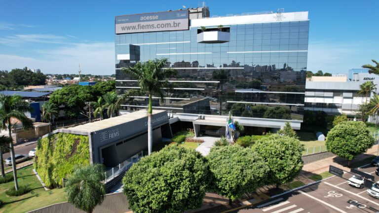 Fiems debate segurança jurídica com procurador-geral da República