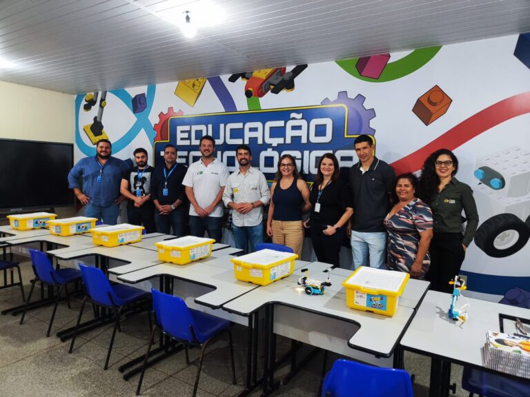 Alunos da rede pública de Bonito ganham formação tecnológica