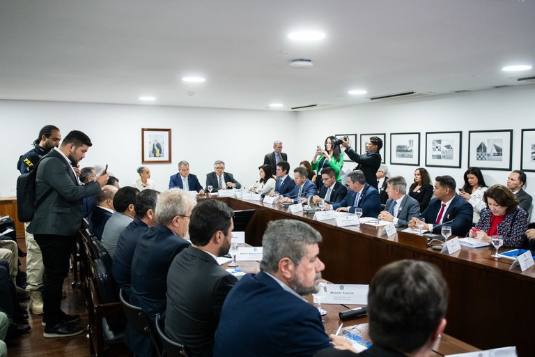 Governo Federal e estados formam frente para combate e prevenção aos incêndios