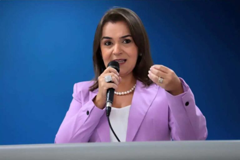 Adriane Lopes garante mais quatro anos no comando da Prefeitura de Campo Grande