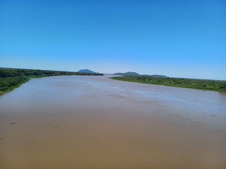 No balanço das águas. Depois da seca, rio Paraguai volta a encher