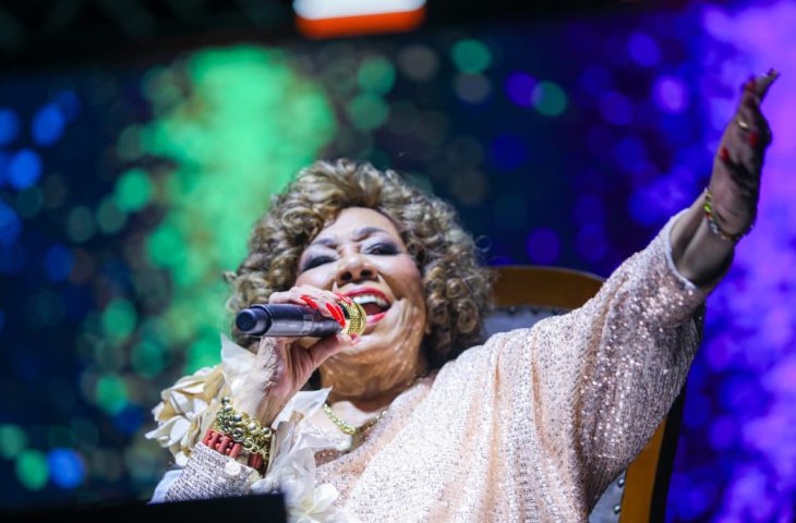 Mais de 10 mil pessoas vibram com show de Alcione no Festival América do Sul